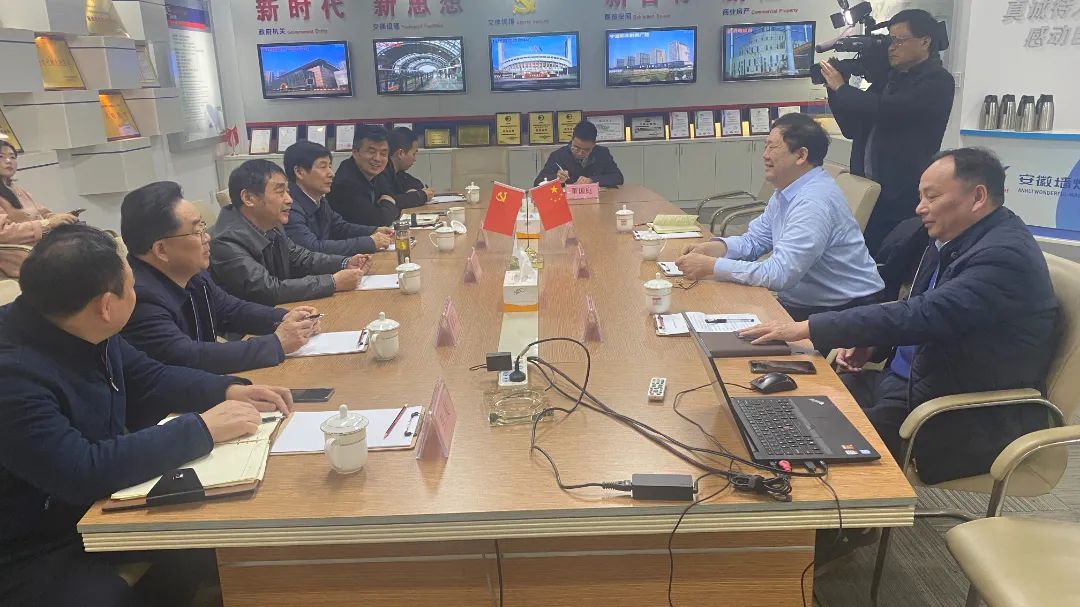chen jiaben , chủ tịch của lu ' một thành phố 's ủy ban nhân dân Trung Quốc 's hội nghị hiệp thương chính trị , đã đến anhui alucosuper để thực hiện hoạt động của
